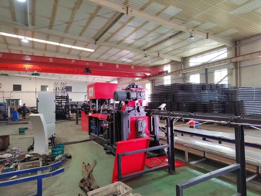 Industri Grade Square Tube Welding Machine Truss Welding Line Produksi